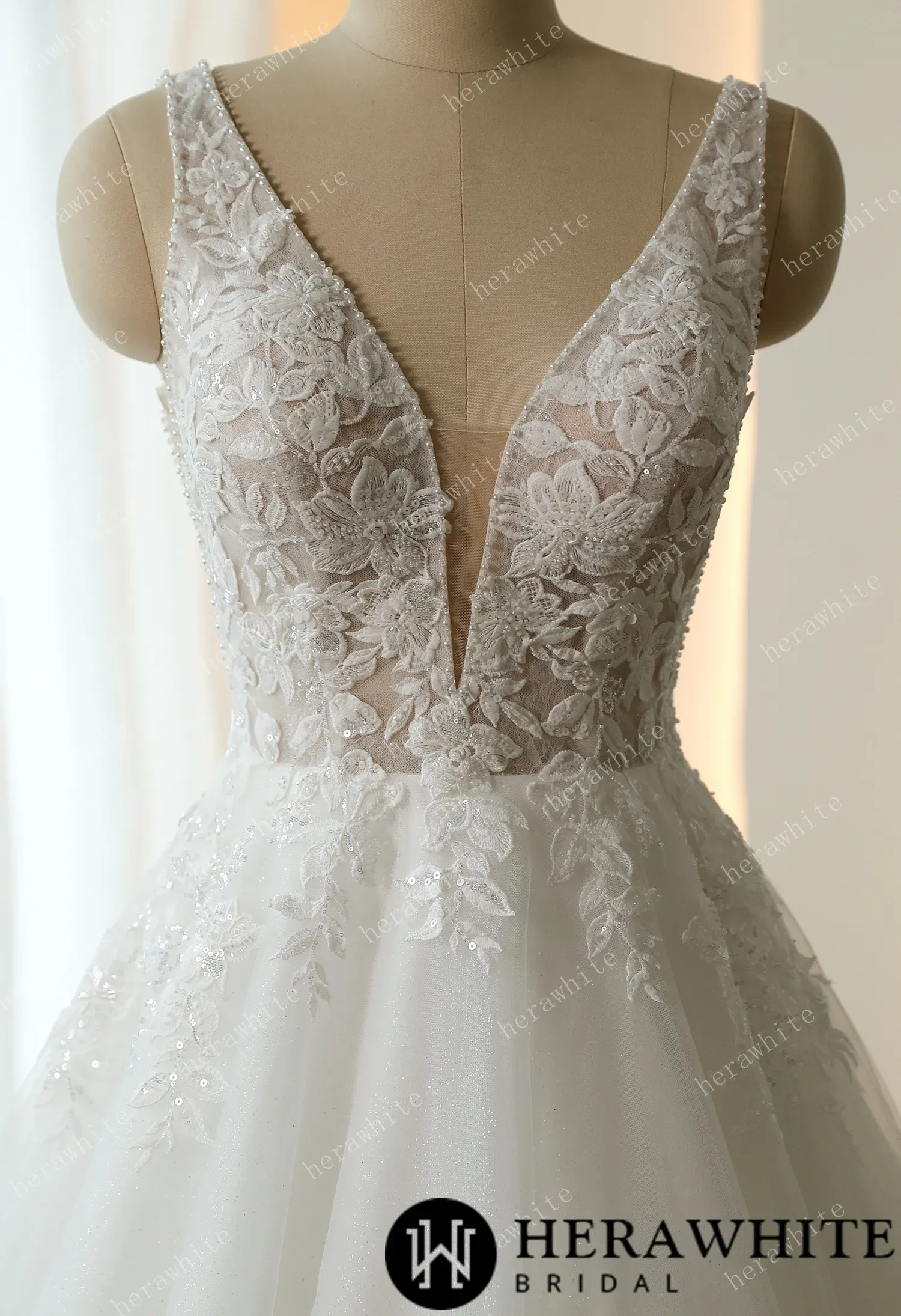 Beaded Embroidery Lace Ballgown Wedding Dress