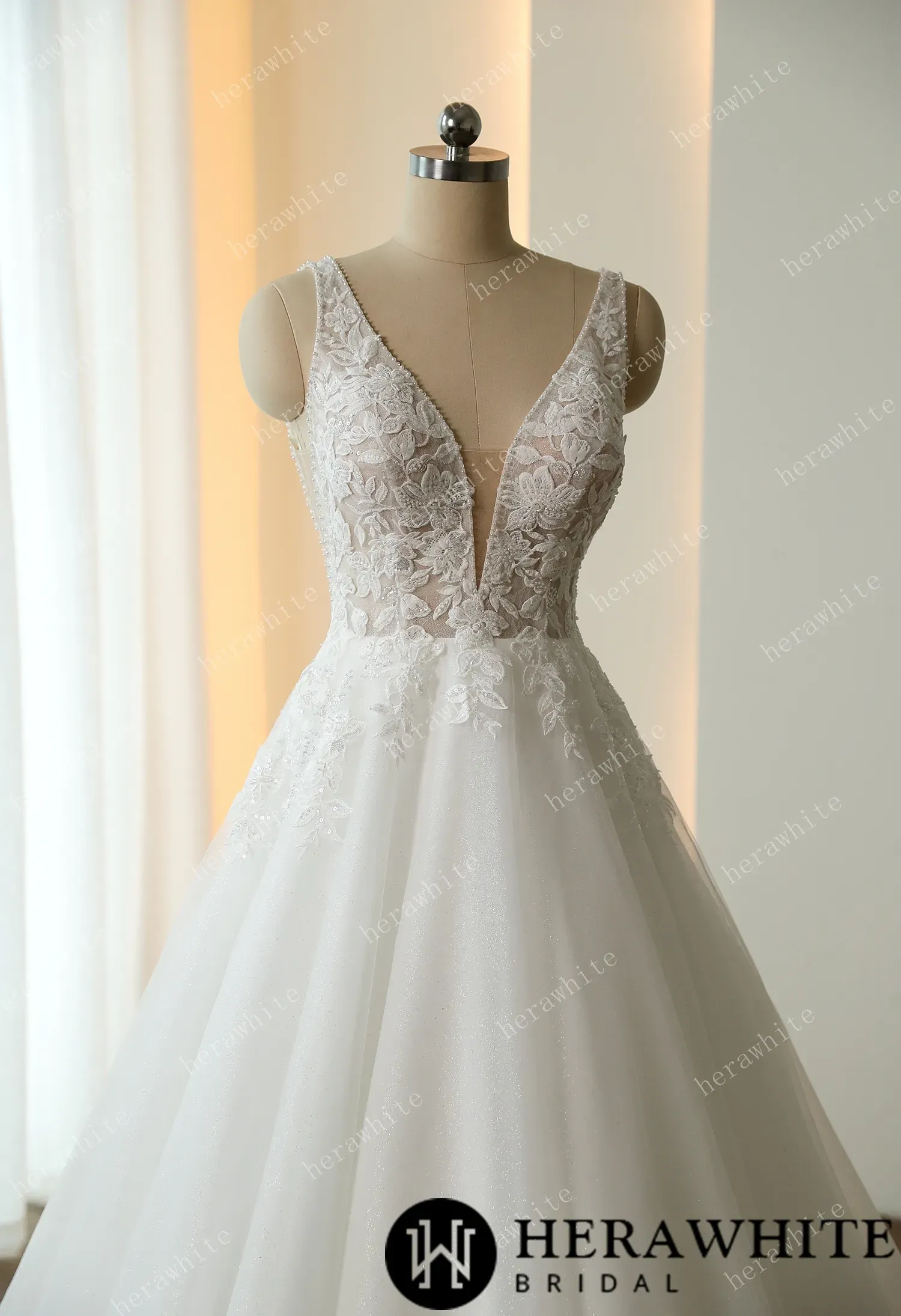 Beaded Embroidery Lace Ballgown Wedding Dress