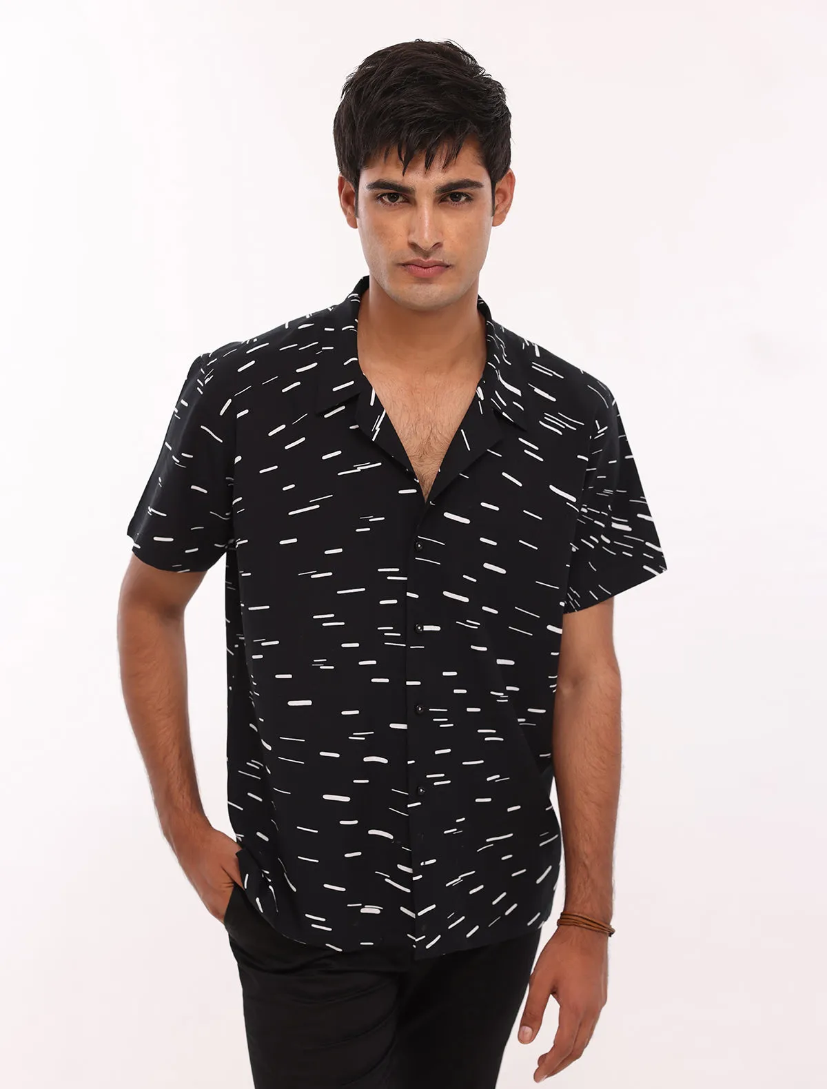 BLACK TEXTURED SHIRT