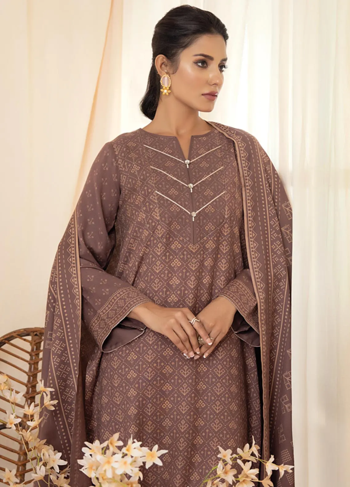 D#1002C LSM Lakhany Cashmi Vool Printed Collection 1022 V-1