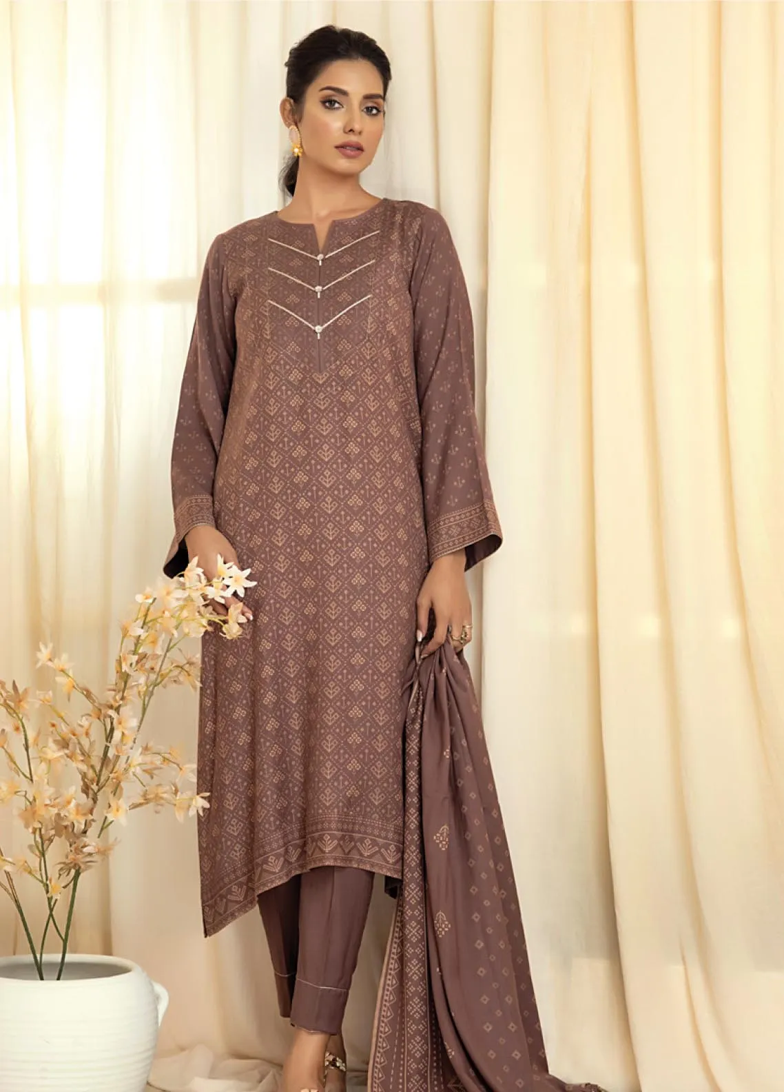 D#1002C LSM Lakhany Cashmi Vool Printed Collection 1022 V-1