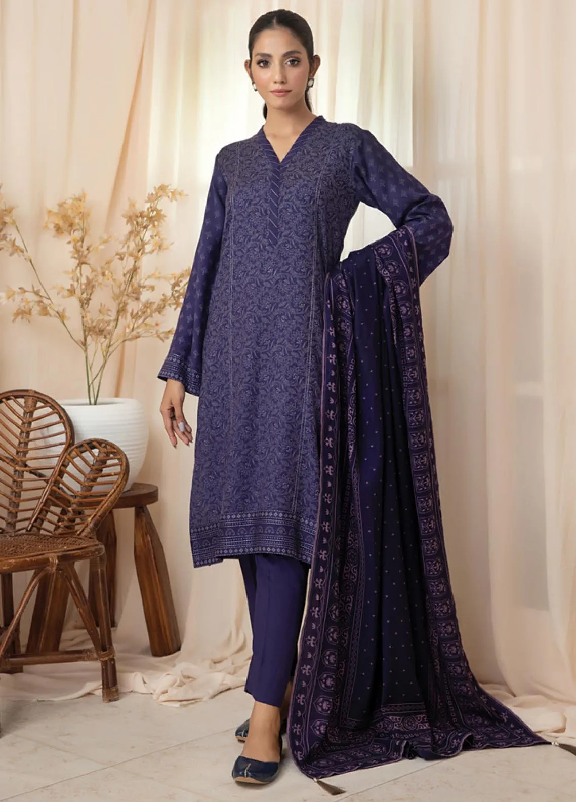 D#1004A LSM Lakhany Cashmi Vool Printed Collection 1022 V-1