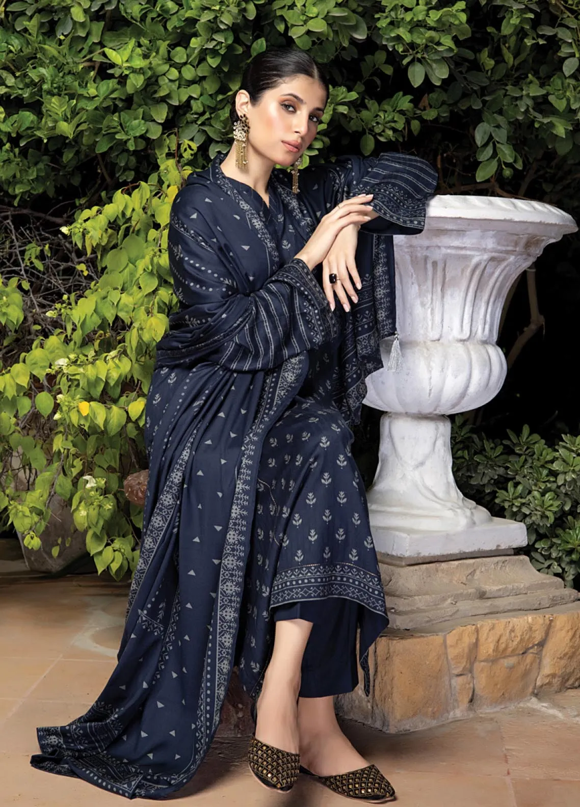 D#1015C LSM Lakhany Cashmi Vool Printed Collection 1122 V-2