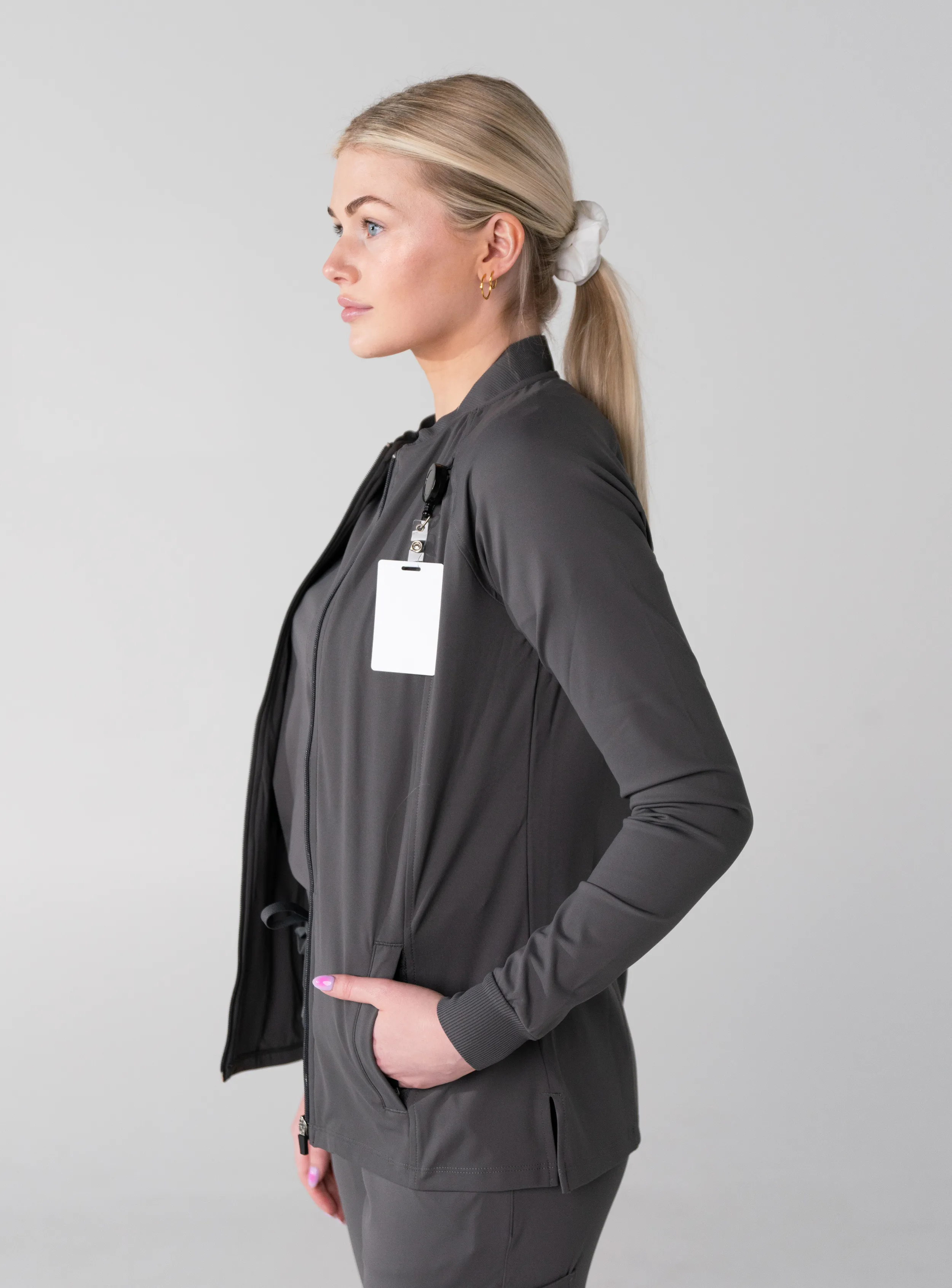 Kelly™ Performance Scrub Jacket - Grey
