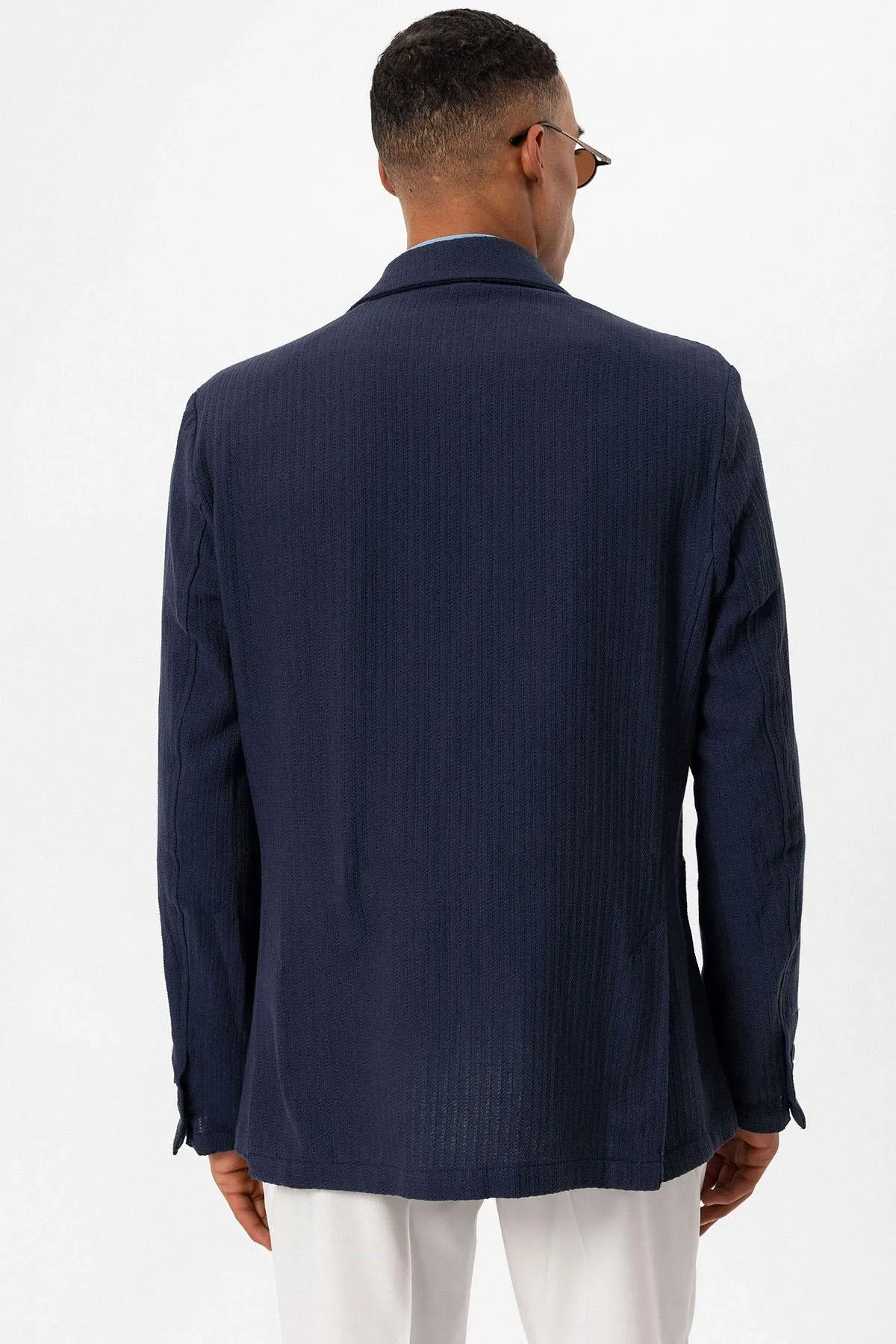 Men's Navy Blue Pocketed Plain Blazer Jacket - Wessi