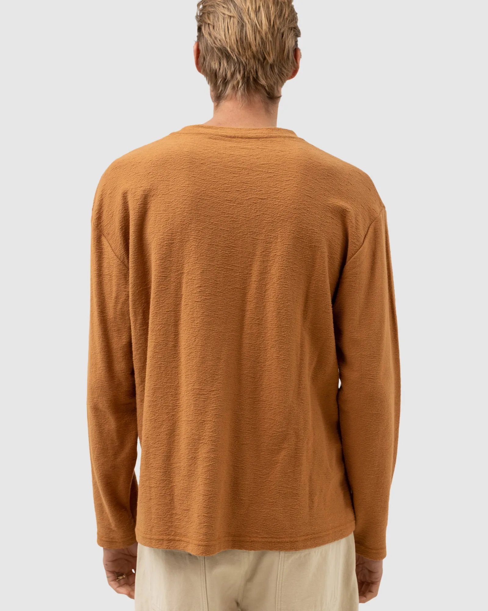 MENS TEXTURED LONG SLEEVE T-SHIRT