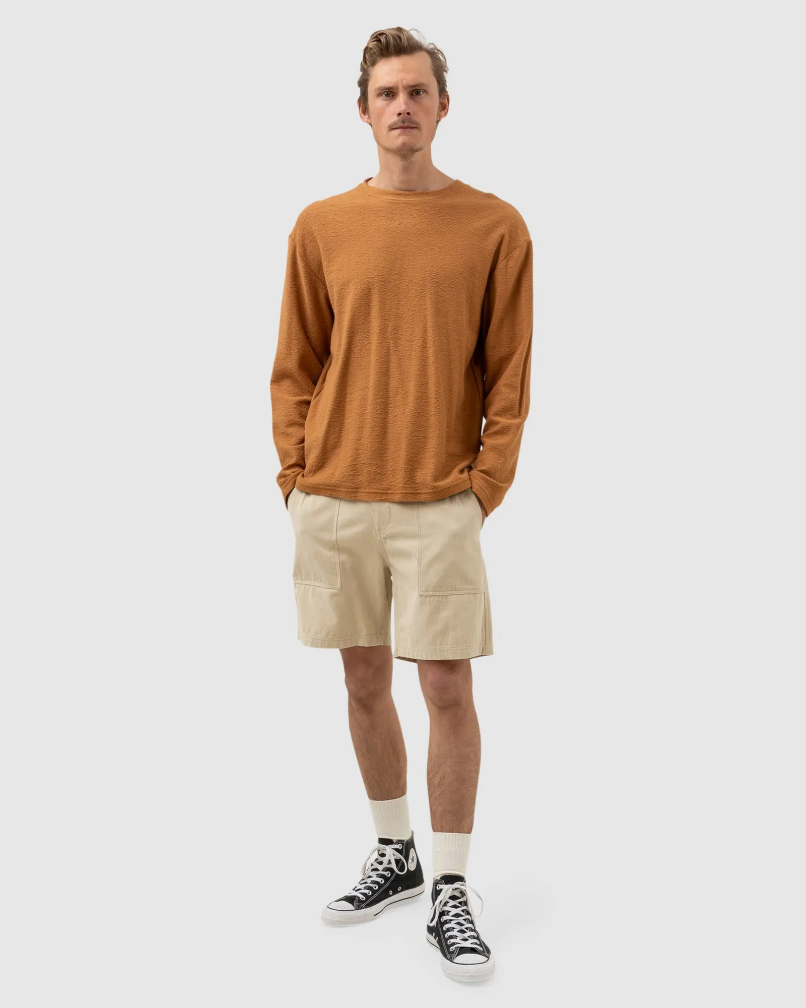 MENS TEXTURED LONG SLEEVE T-SHIRT