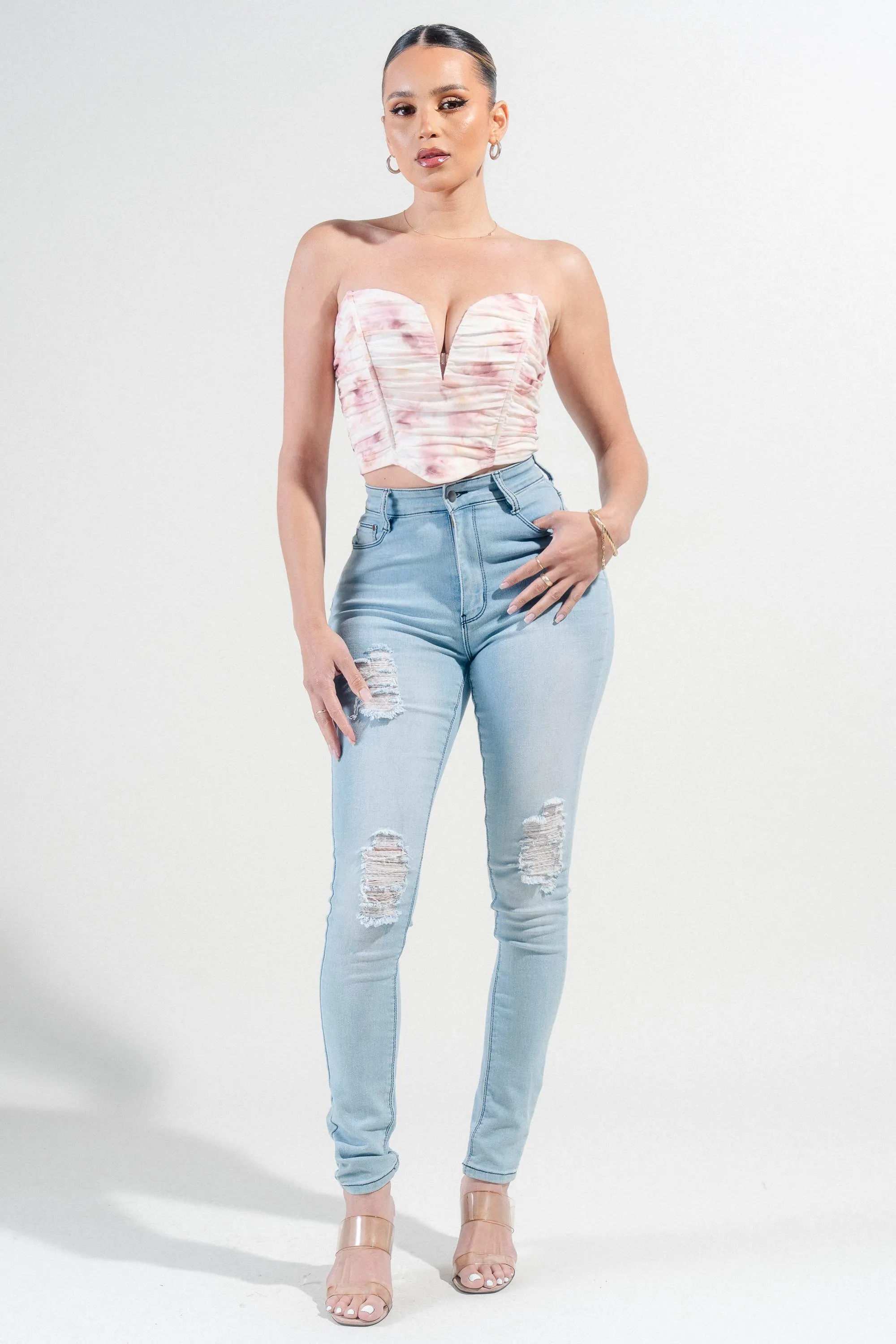 PTKS45341B-W / MESH PRINT V WIRE INSET RUCHING TUBE CROP TOP
