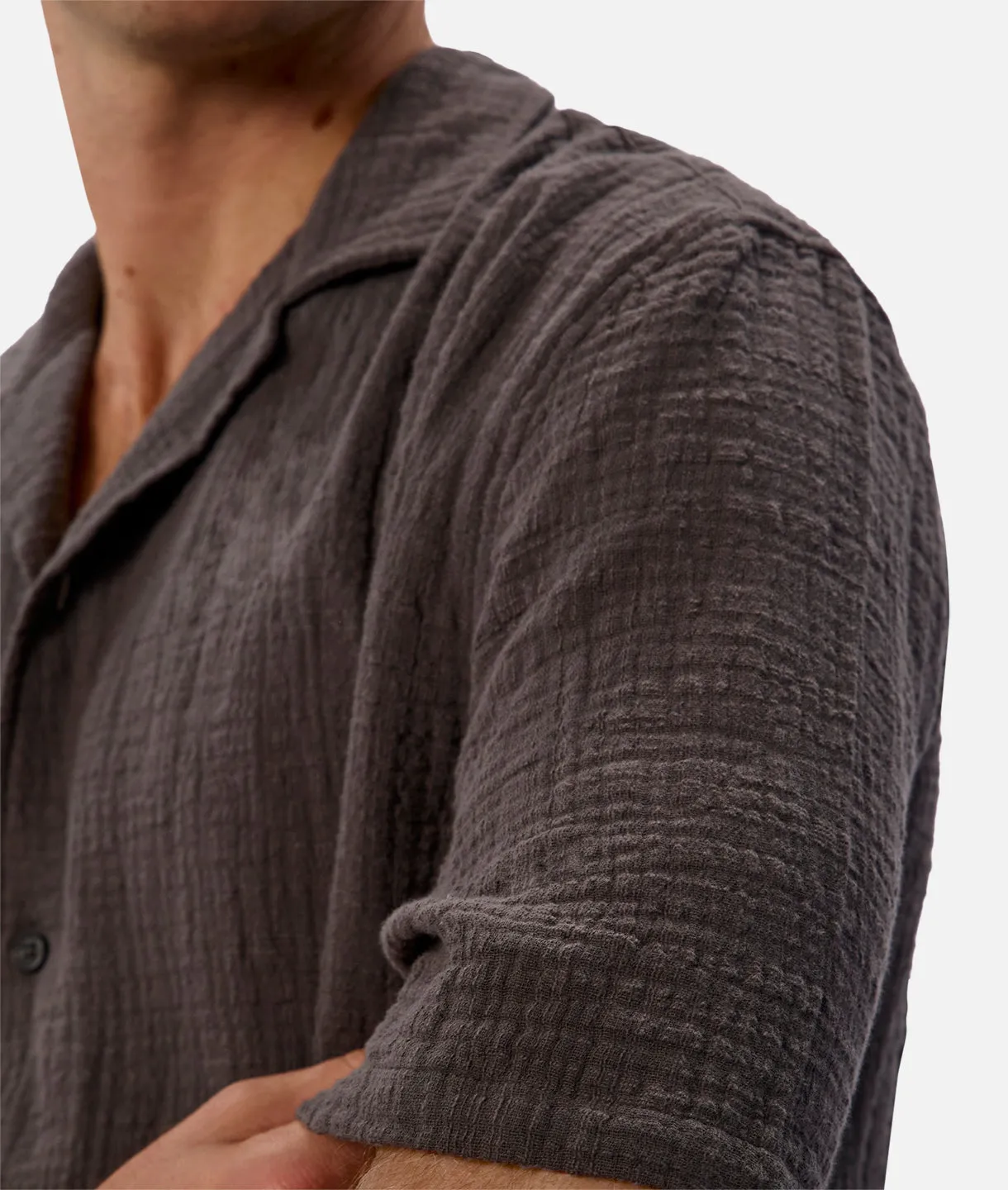 The Seguro S/s Shirt - Onyx