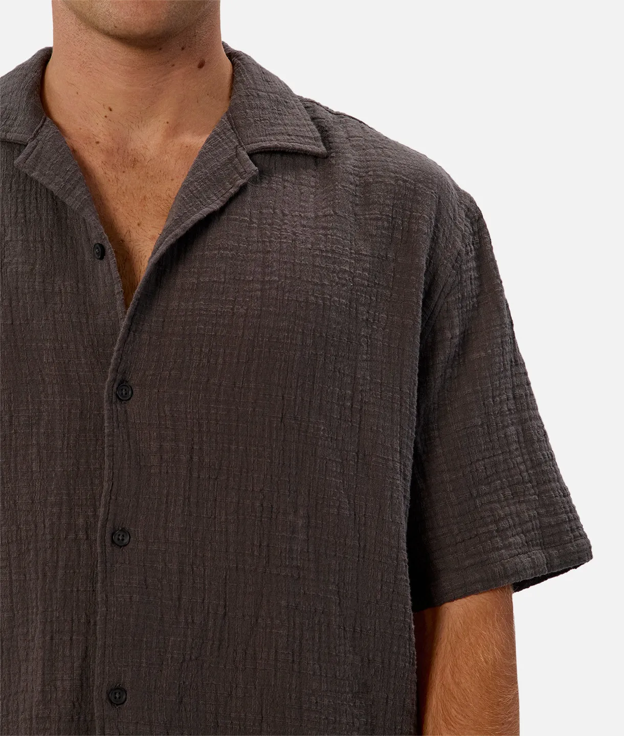 The Seguro S/s Shirt - Onyx