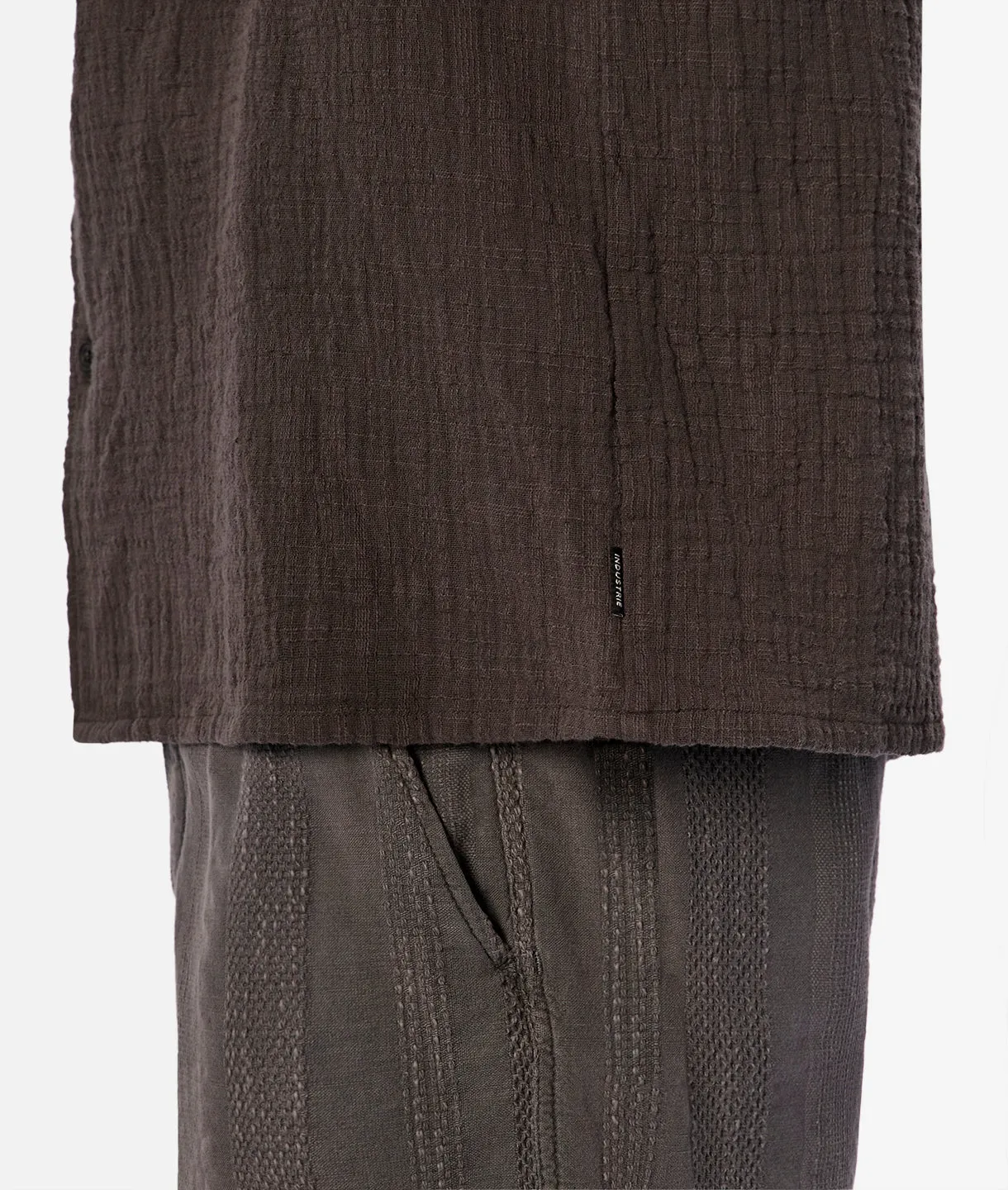 The Seguro S/s Shirt - Onyx