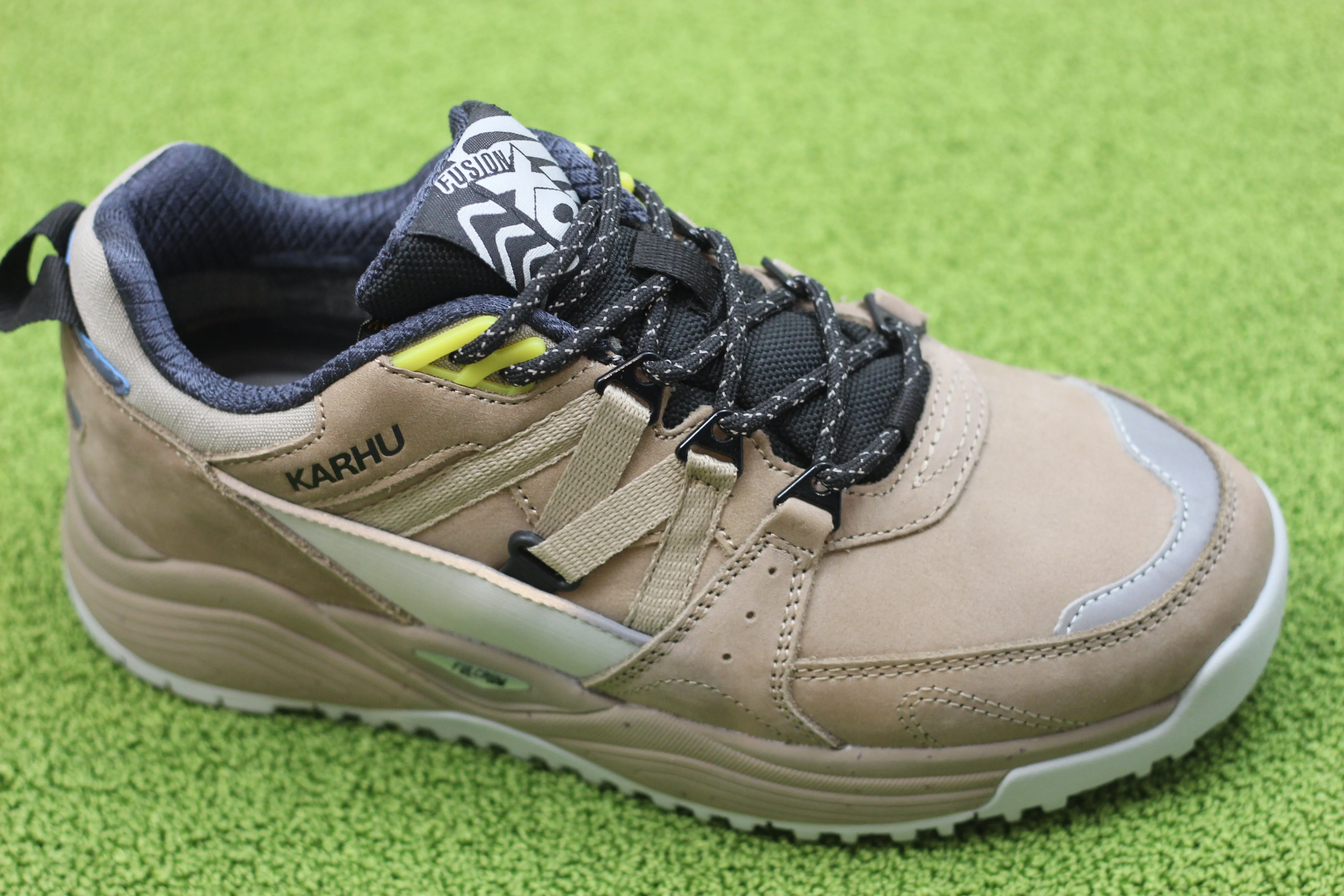 Unisex Fusion XC Sneaker - Greige/Greige Leather