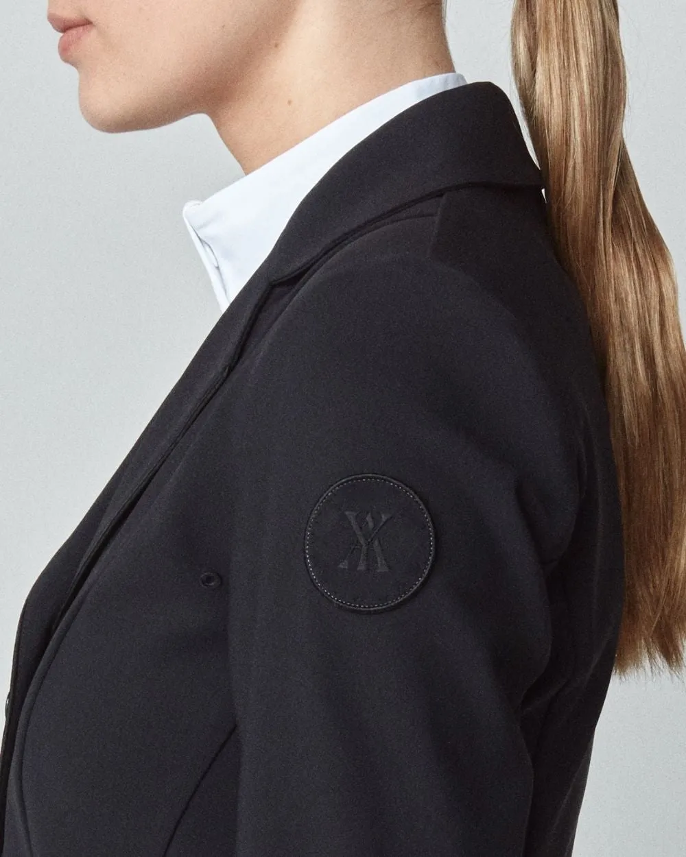 Yagya Performance Show Jacket Black